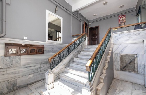 Kabatas Condo | Trendy 2BR Apartment · Bosphorus & Dolmabahçe View · Central Beyoğlu