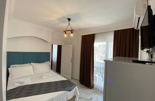 Gumuldur Hotel | TROPİCANA OTEL