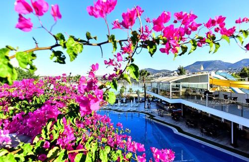 Bodrum City Center Hotel | Tropicana Beach