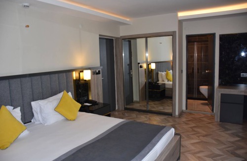 Kavaklidere Hotel | UK Ankara Hotel