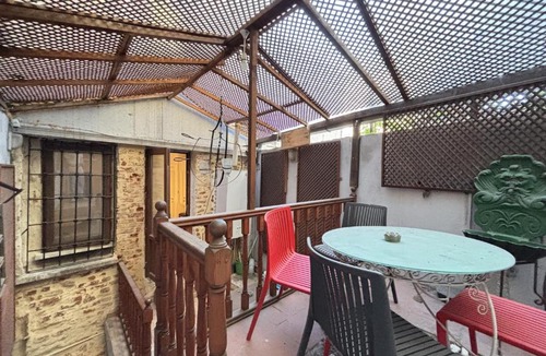 Balat House | Unique 5BR Art House in Balat w Garden