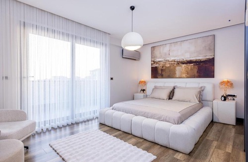 Bornova Apartment | Utopia Suite Residence - 3 Bedroom with Jacuzzi