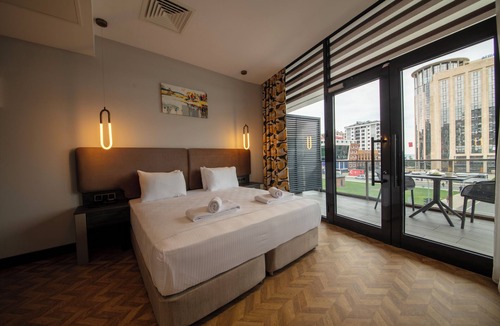 Yomra Hotel | V Center Hotel