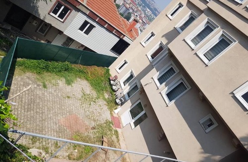 Cekirge Mahallesi Villa | VİLLA ADEN Şehir ve doğa manzaralı özel bahçeli lüx
