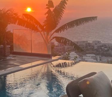 Gundogan Villa | VİLLA ALEPH-Harika Manzaralı Müstakil Havuzlu Villa