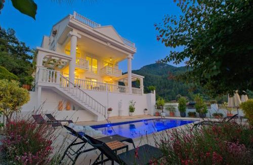 Yesiluzumlu Villa | Villa Bianca
