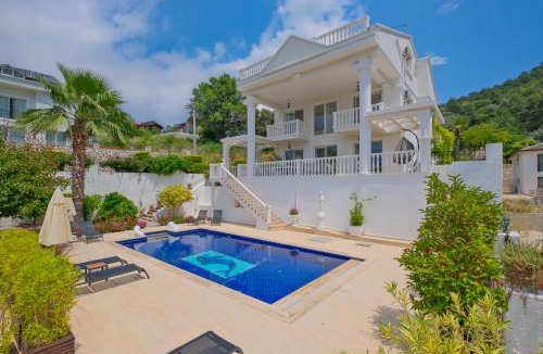 Yesiluzumlu Villa | Villa Bianca