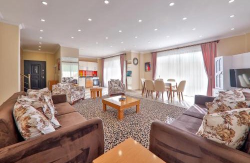 Islamlar Villa | Villa Doğa Ihlamur / Kalkan