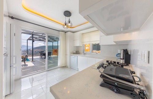 Kalkan Villa | Villa for 6 with Stunning Sea Views in Kiziltas, Kalkan.