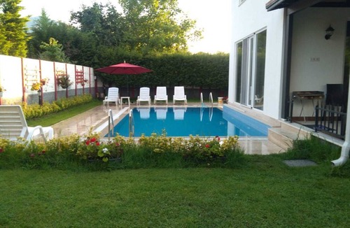 Serdivan Villa | Villa NSB 2 by Dream of Holiday