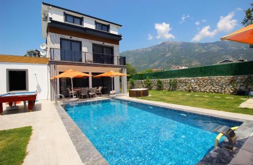 Oludeniz City Center Villa | Villa Prestige 2