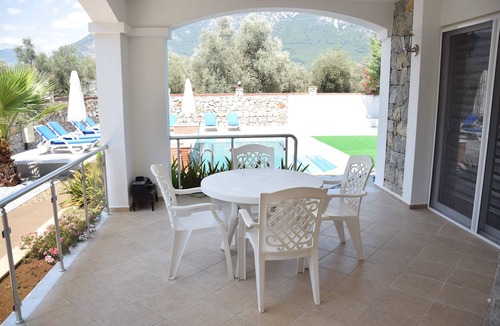 Yesiluzumlu Villa | Villa Xclusive by Turkish Lettings