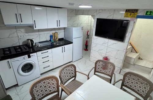 Sultanahmet Villa | White House