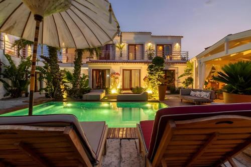 777 Alaçatı Adults only