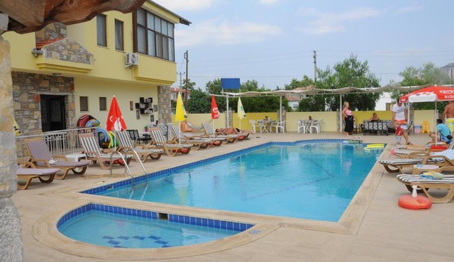 Ada Apart Hotel