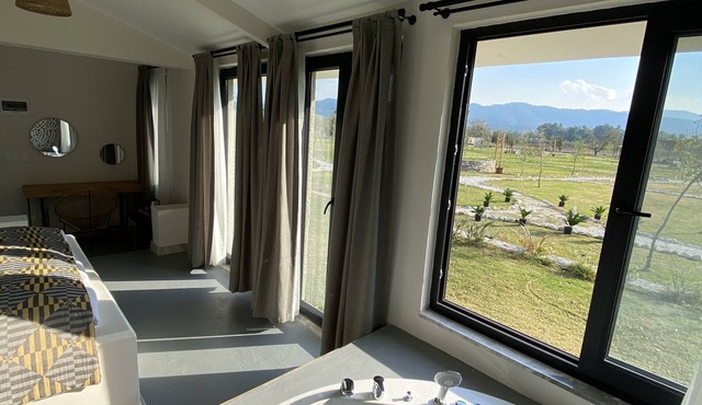 ALBIZIA BOUTIQUE HOTEL