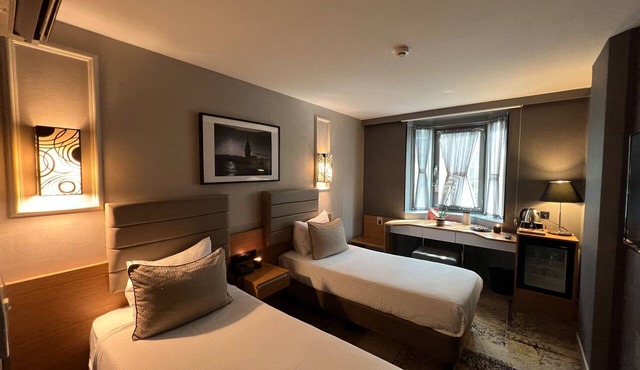 All Seasons Hotel in Istanbul