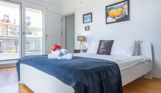 AMADO - 3 Bed Duplex with view on pool
