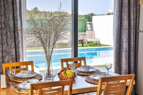 Balayı ve Çekirdek Aileler İçin Bir Villa in Kaş
