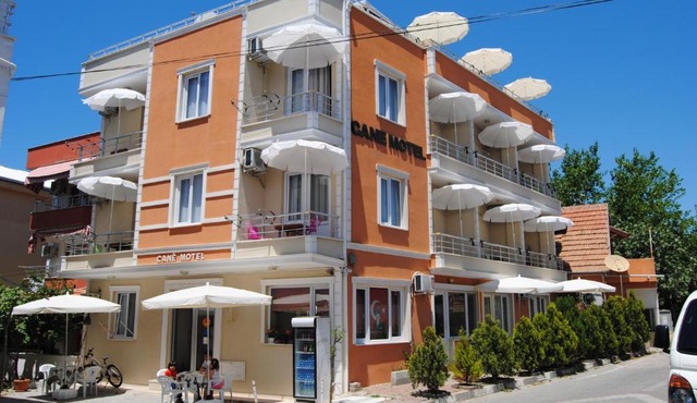 Cane Motel