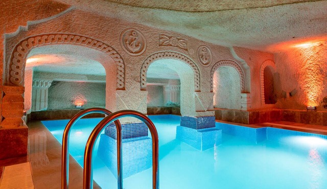 Cappadocia Ennar Cave Swimming Pool Hot & SPA in Nevsehir