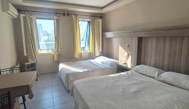 Cihanay Hotel in Antalya