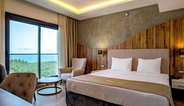 CITY POINT BEACH & SPA HOTEL