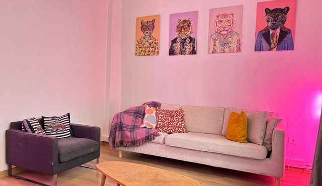 Comfortable Home Steps from the Kadıköy Waterfront in Istanbul