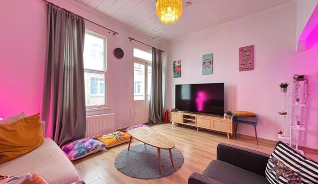Cozy Coastal Escape in Central Kadikoy in Istanbul