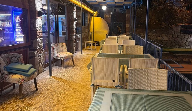 Evita Hotel