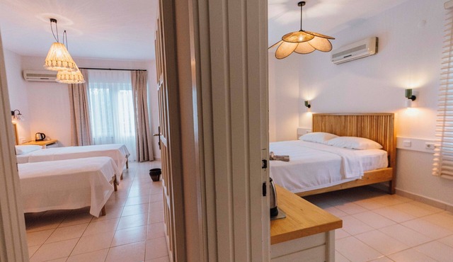 Golden Lighthouse Hotel