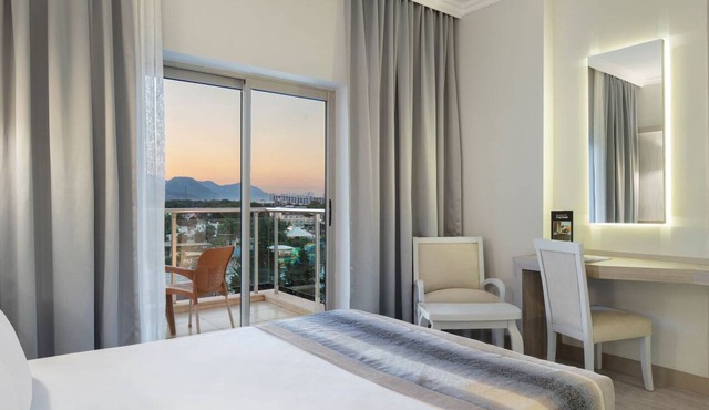 Grand Ring Hotel