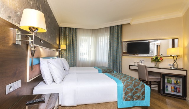 Grand Yavuz Hotel