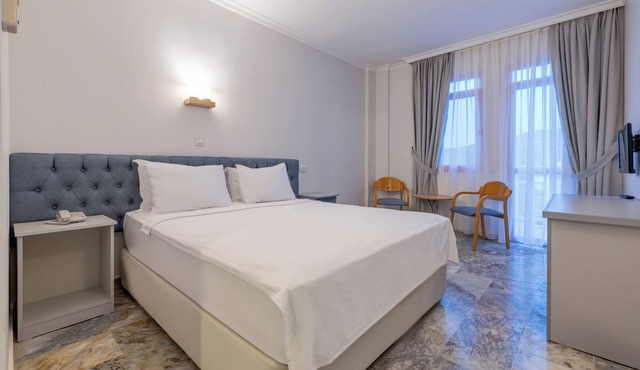 Hanedan Beach Hotel in Foça