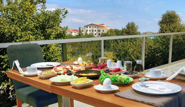 HELENAPOLİS OTEL in Altinova