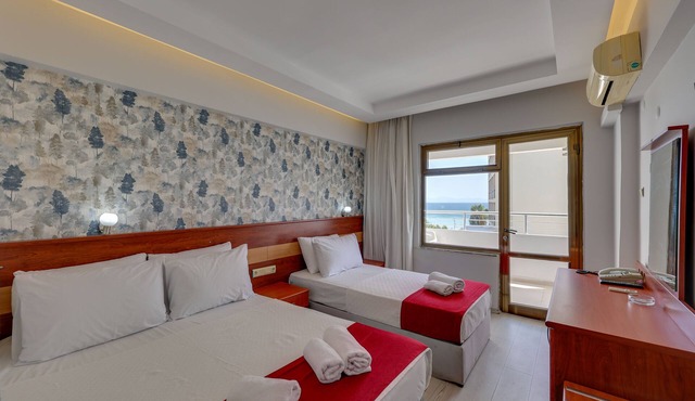 Hotel First Class