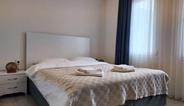 İnlice Apart House
