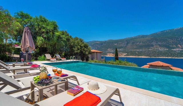 Kaş Peninsula Island Panaroma Villa