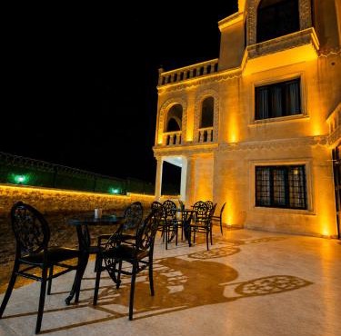 Kasr-ı Cihan Hotel in Midyat