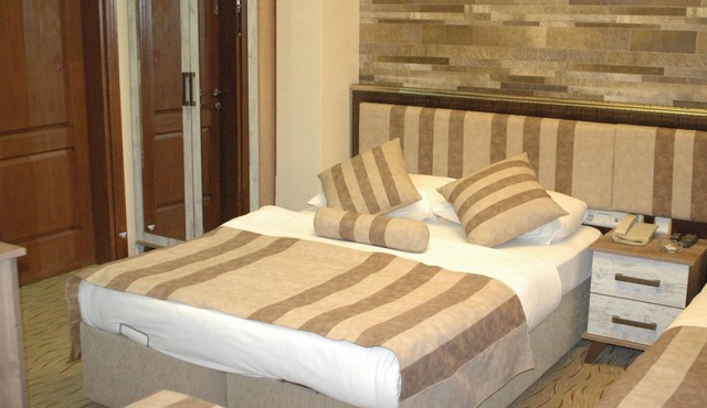 Konak Saray Hotel in Izmir