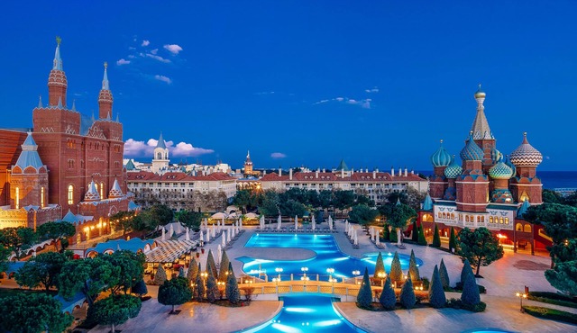Kremlin Palace - All inclusive