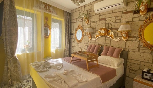 Lamur Otel
