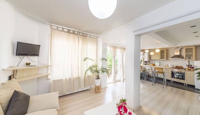 Luxury Apartment deluxe-1