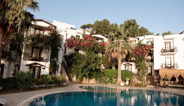 Mare Garden Hotel