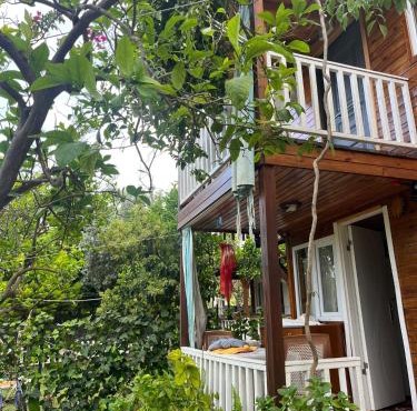 Naz Apartlari Cirali in Cıralı