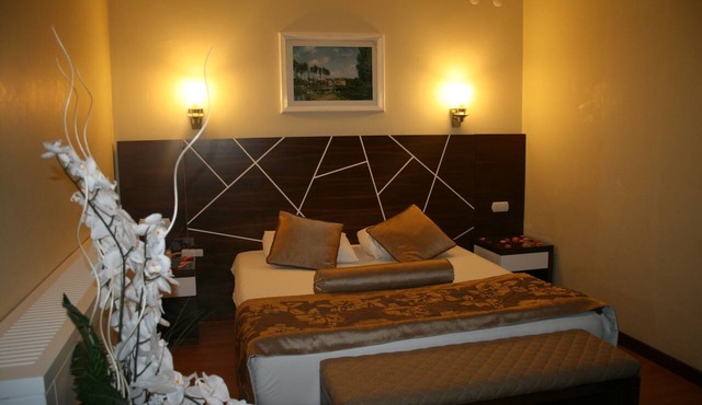 Nysa Hotel