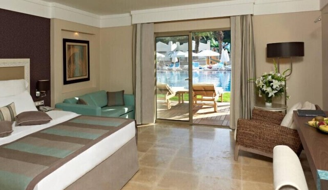Paloma Pasha - All inclusive