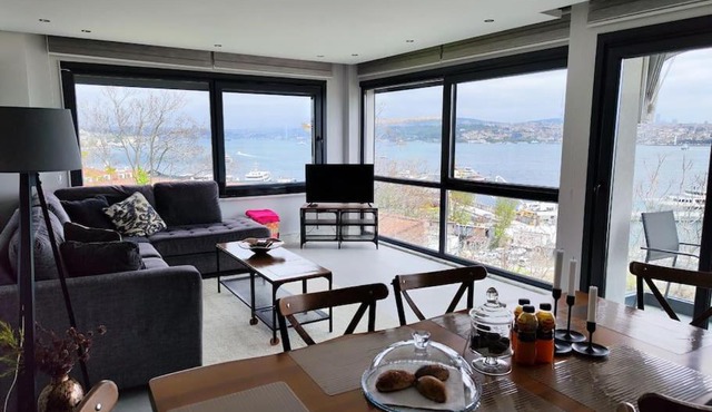 Panoramik boğaz manzaralı daire in İstanbul