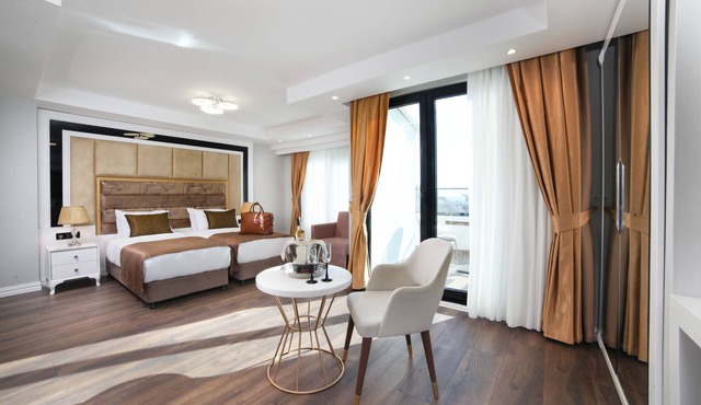 Pell Palace Hotel & Spa
