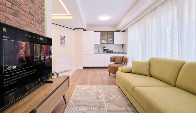 Perculus, 1BR, Huge Terrace, Modern flat in Kadıköy